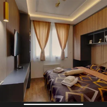 Mans Lux 8 Apartmanhotel Zlatibor